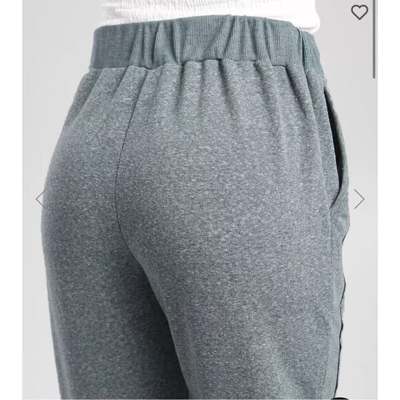 BKE Women's buckle snow Heather Joggers Sweatpants Green Large NEW - Picture 3 of 12